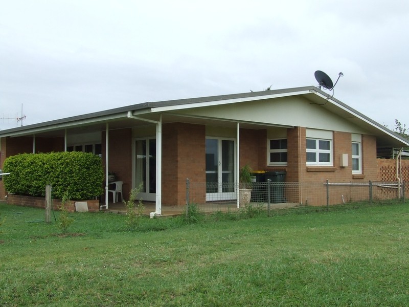 19 Schmidt Street, Kepnock QLD 4670