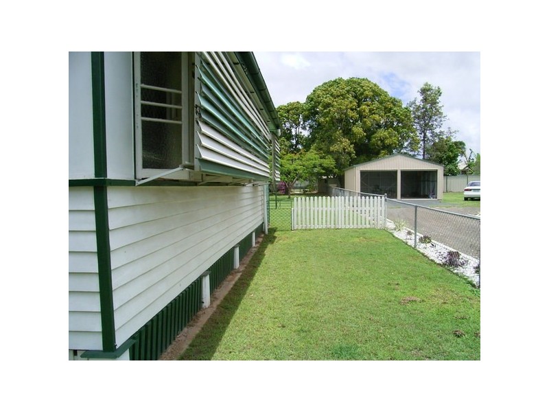 176 Walker Street, Svensson Heights QLD 4670