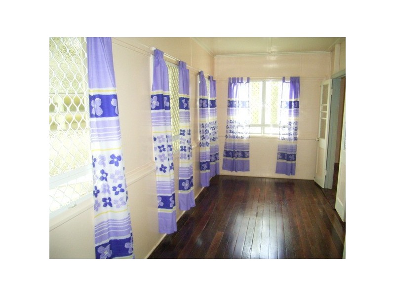 176 Walker Street, Svensson Heights QLD 4670