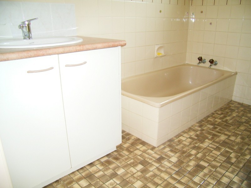 60 Gavin Street, Bundaberg North QLD 4670