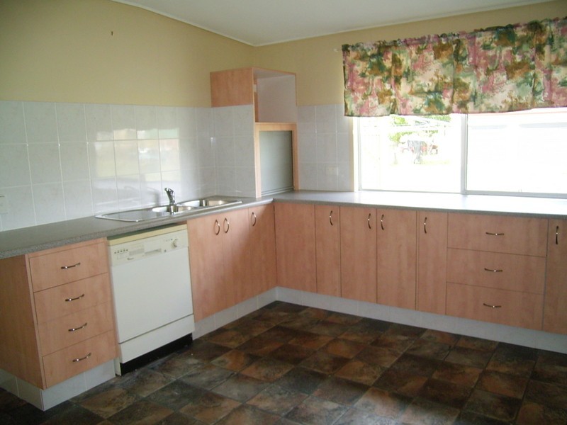 60 Gavin Street, Bundaberg North QLD 4670