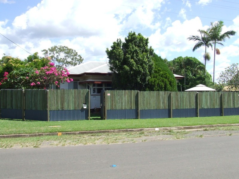 203 Targo Street, Walkervale QLD 4670