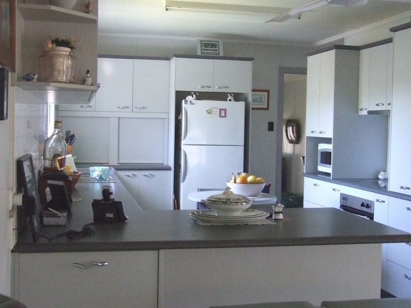 2 Quinn Street, Kepnock QLD 4670