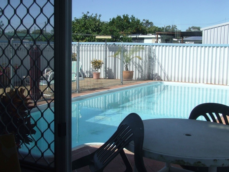 2 Quinn Street, Kepnock QLD 4670