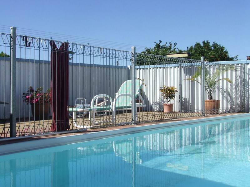 2 Quinn Street, Kepnock QLD 4670