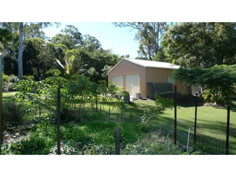 14 Double D Drive, Branyan QLD 4670