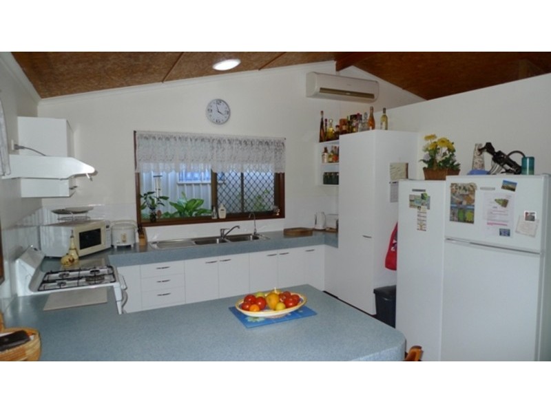 14 Double D Drive, Branyan QLD 4670