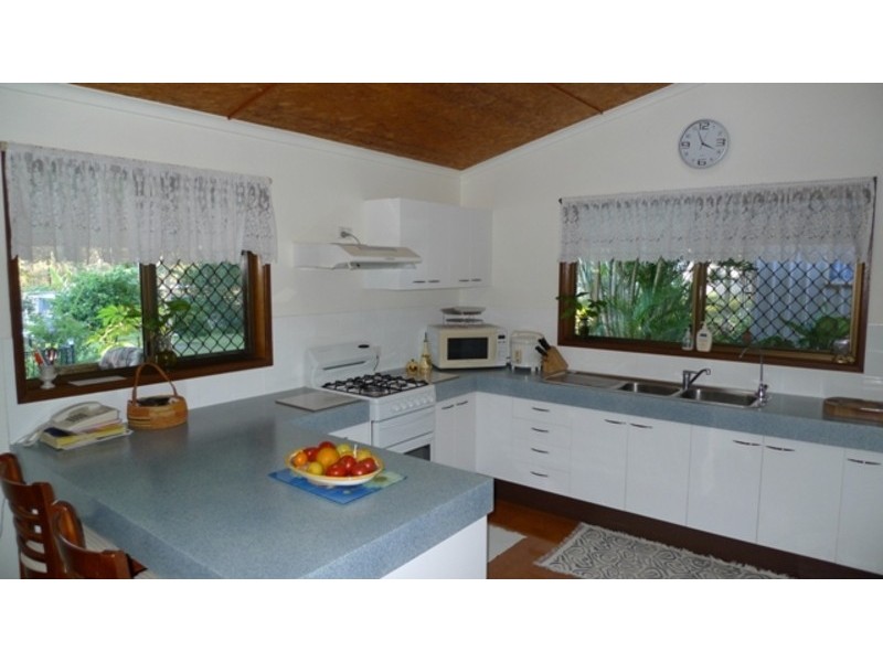 14 Double D Drive, Branyan QLD 4670