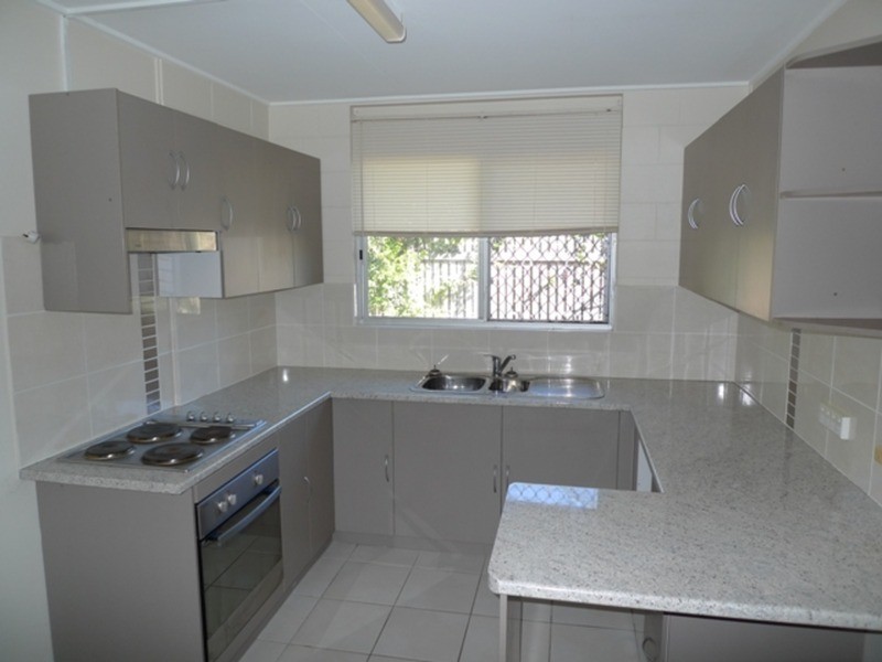 1/27 Payne Street, Avoca QLD 4670