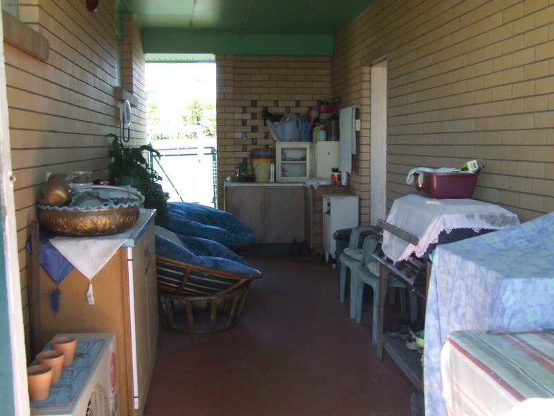 9 Hervey Street, Elliott Heads QLD 4670