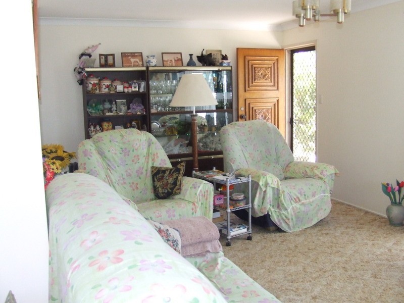 9 Hervey Street, Elliott Heads QLD 4670