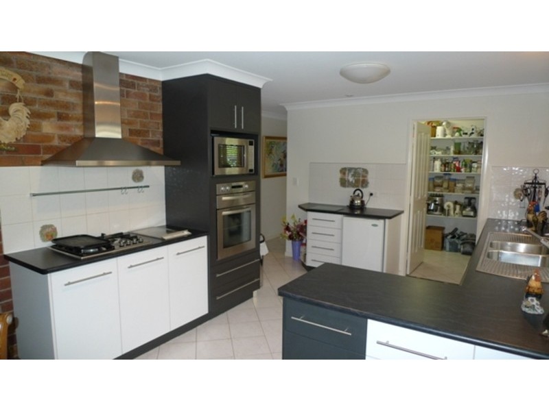 12 Jealous Road, Kalkie QLD 4670