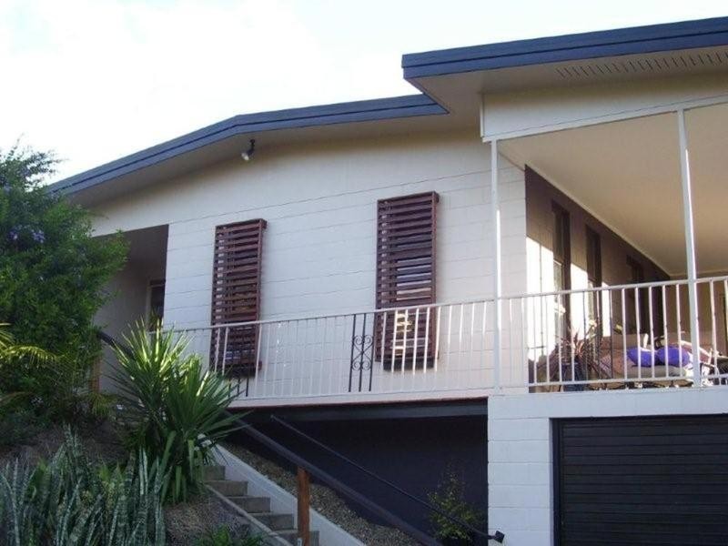 7 Rieck Street, Gin Gin QLD 4671