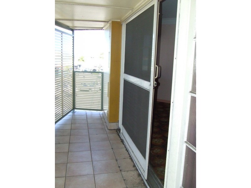 1/1 Bourbong Street, Bundaberg Central QLD 4670