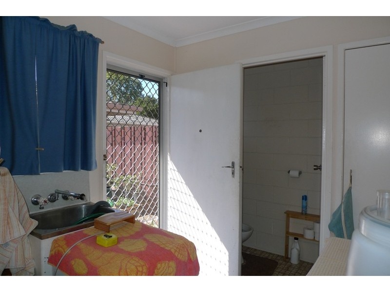 20 Sinclair Street, Avenell Heights QLD 4670