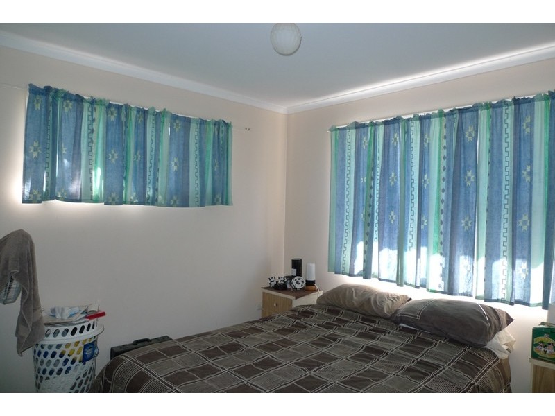 20 Sinclair Street, Avenell Heights QLD 4670