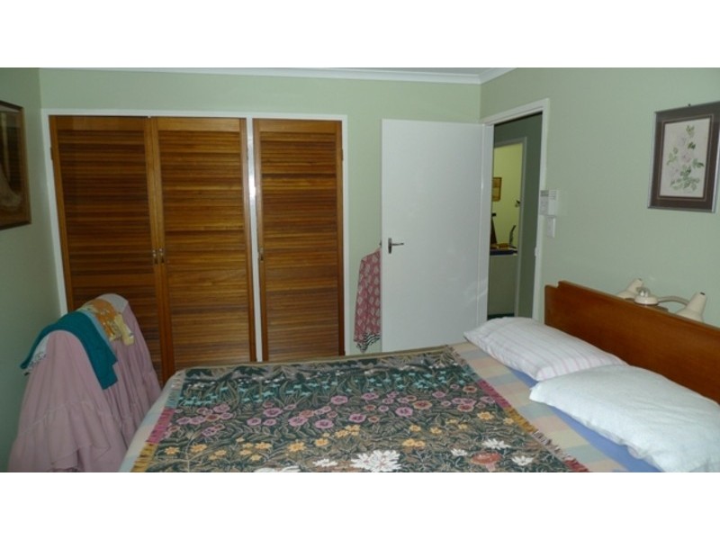 1 Cathcart Street, Bundaberg South QLD 4670