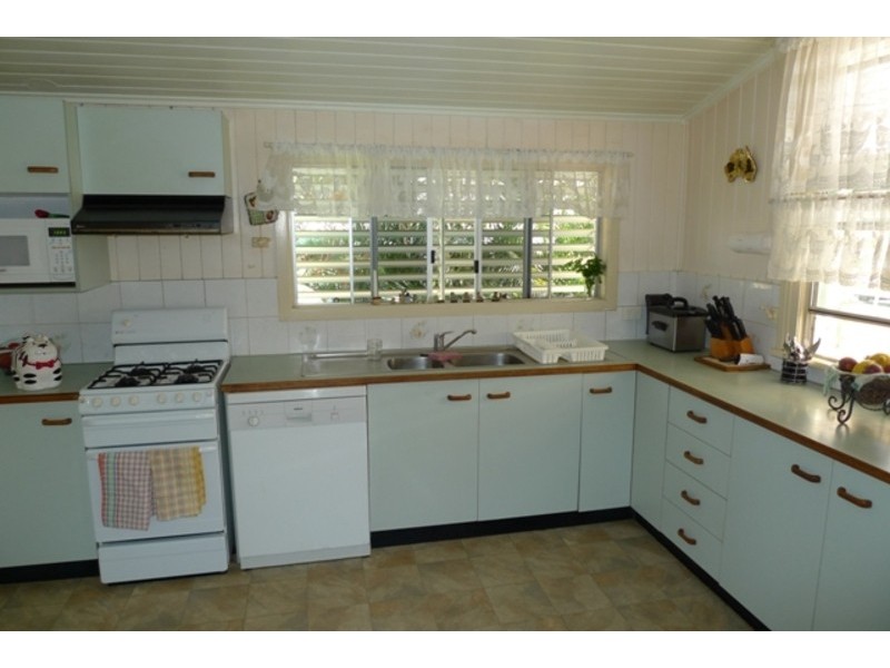 9 McIlwraith Street, Bundaberg South QLD 4670