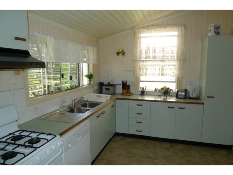 9 McIlwraith Street, Bundaberg South QLD 4670