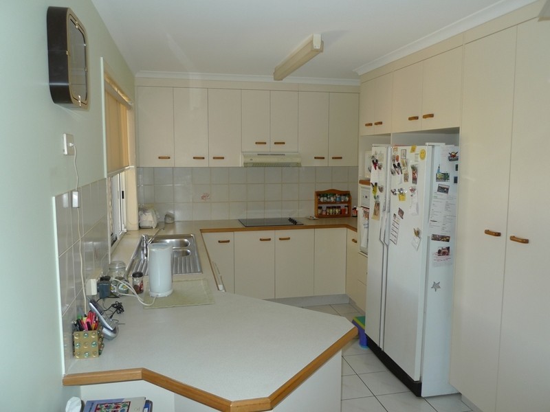 70 Clive Crescent, Kepnock QLD 4670