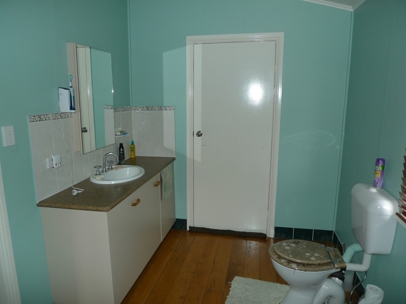 21 Pitt Street, Walkervale QLD 4670