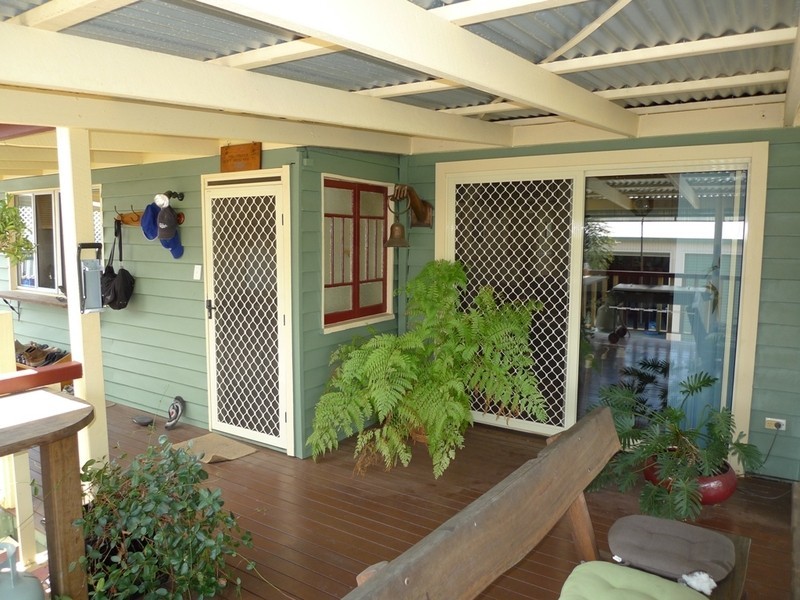 21 Pitt Street, Walkervale QLD 4670