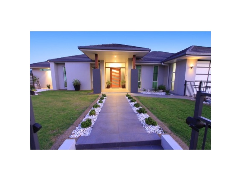 6 Golden Penda Court, Kalkie QLD 4670