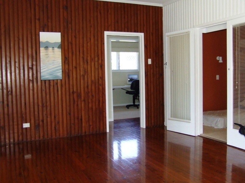 18 Wainwright Street, Svensson Heights QLD 4670
