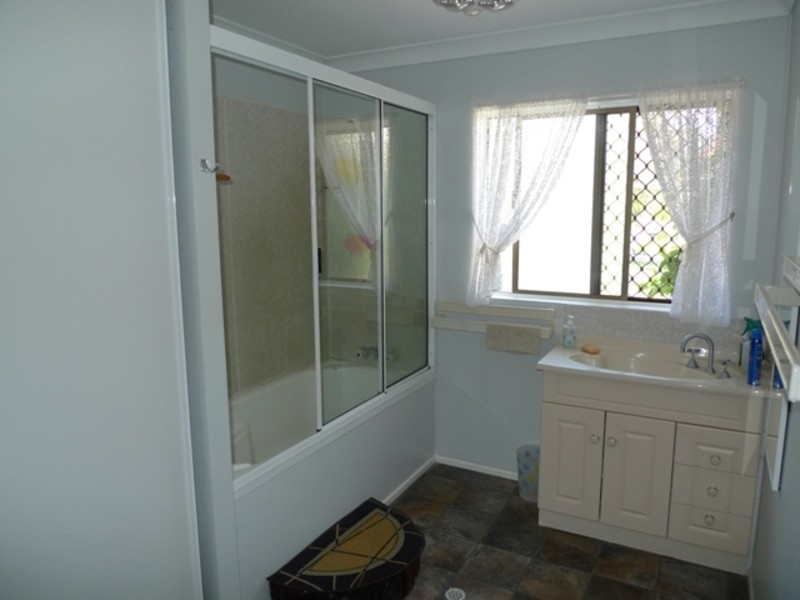 17 Sharon Road, Sharon QLD 4670