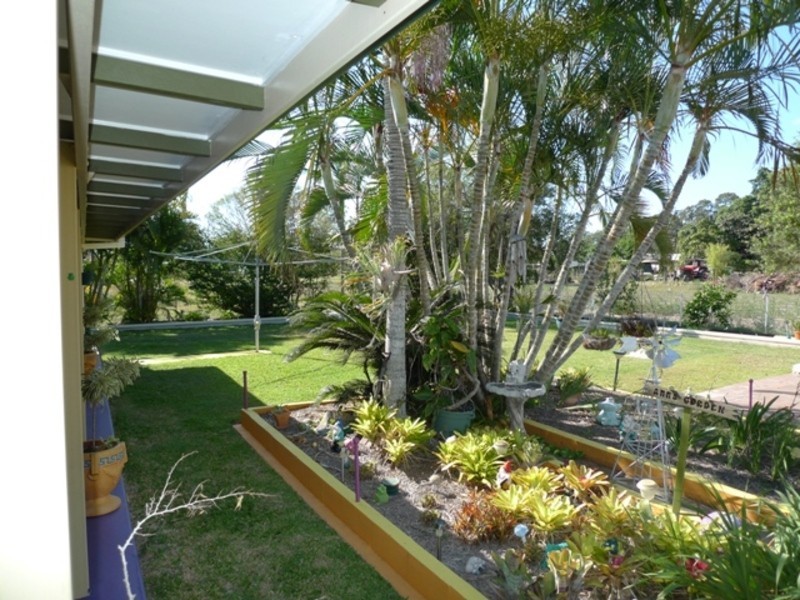 17 Sharon Road, Sharon QLD 4670