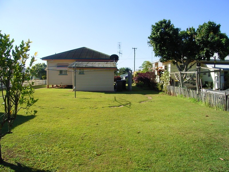 17 Coomber Street, Svensson Heights QLD 4670