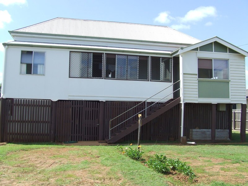 7 Marshall Street, Avenell Heights QLD 4670