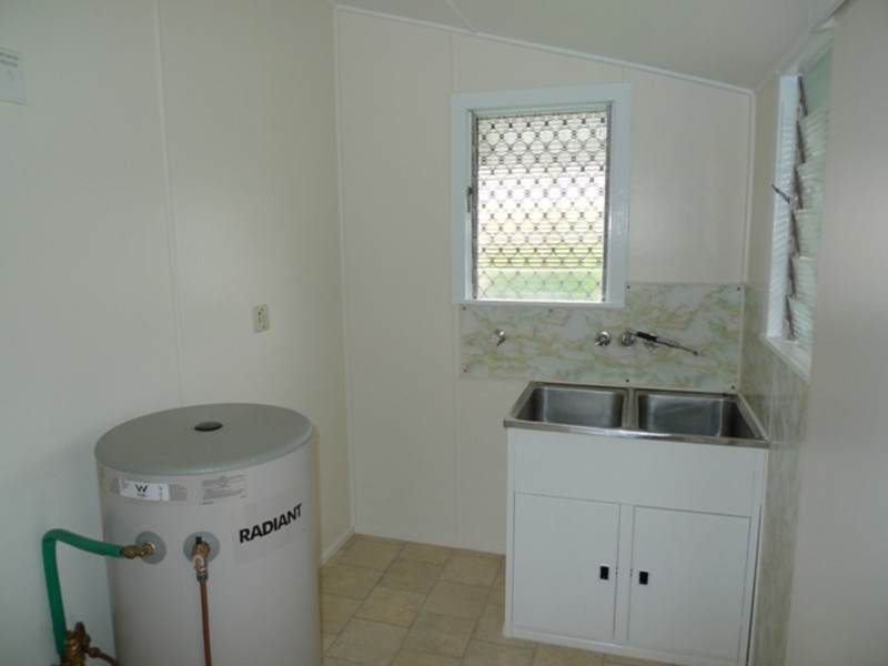 12 Nott Street, Walkervale QLD 4670