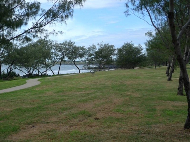 29 Sea Esplanade, Burnett Heads QLD 4670