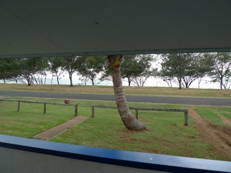 29 Sea Esplanade, Burnett Heads QLD 4670