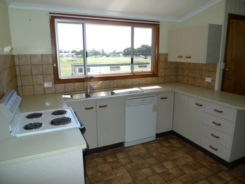 93 Walker Street, Bundaberg Central QLD 4670