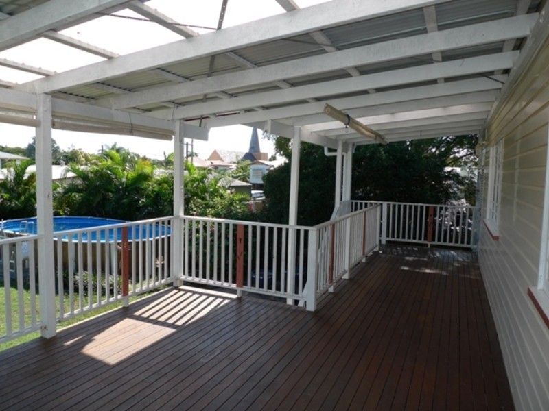 9 Elizabeth Street, Bundaberg South QLD 4670