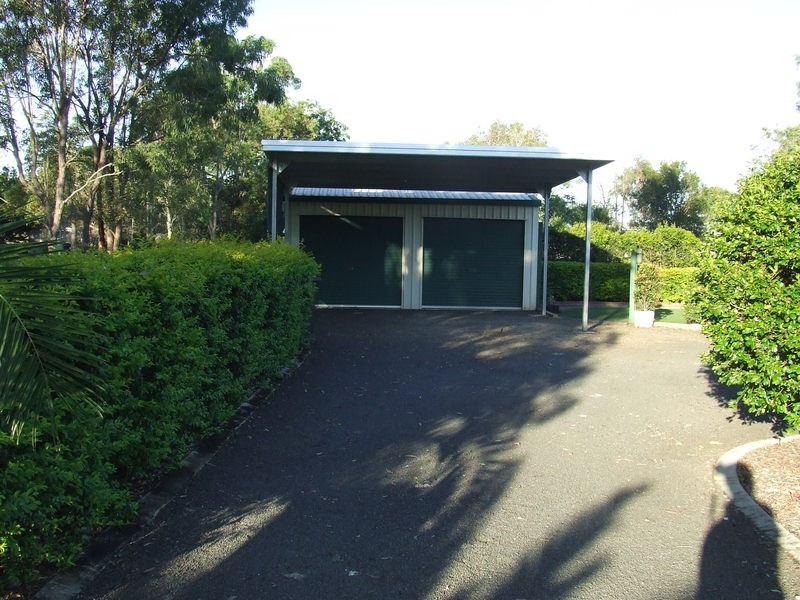 73 Pharlap Parade, Branyan QLD 4670
