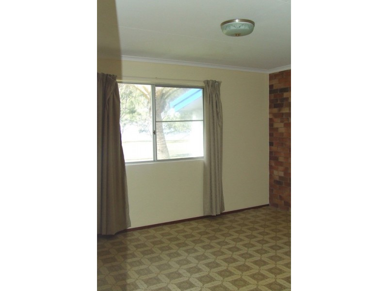 29 Sea Esplanade, Burnett Heads QLD 4670