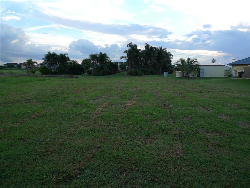 35 Mokera Street, Coral Cove QLD 4670