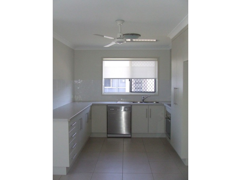 6/2 Savannah Street, Bargara QLD 4670