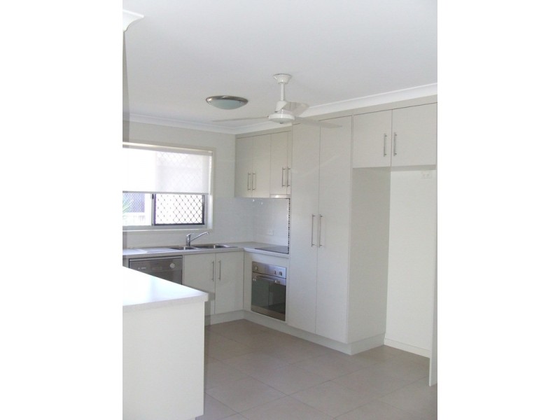 6/2 Savannah Street, Bargara QLD 4670