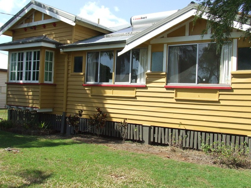 98 Lamb Street, Walkervale QLD 4670