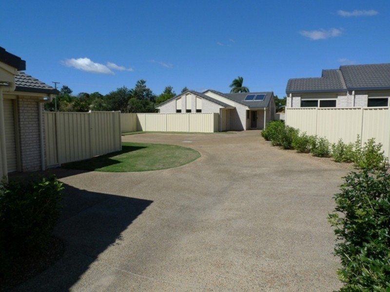 2/11 Payne Street, Millbank QLD 4670