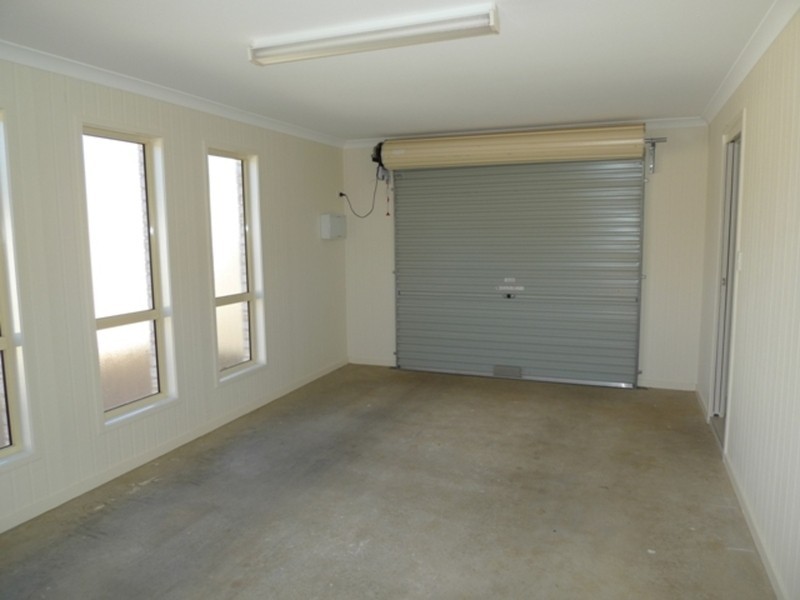 2/11 Payne Street, Millbank QLD 4670