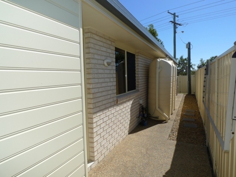 2/11 Payne Street, Millbank QLD 4670