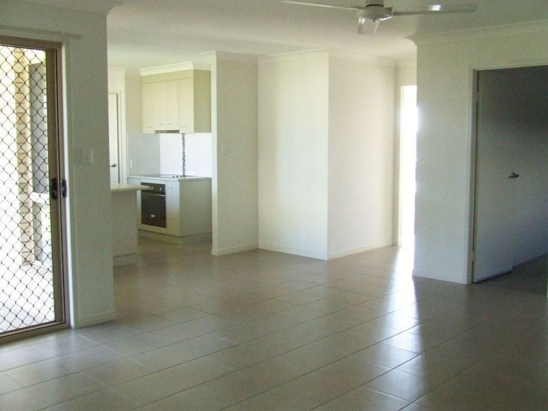 40 The Strand West, Thabeban QLD 4670
