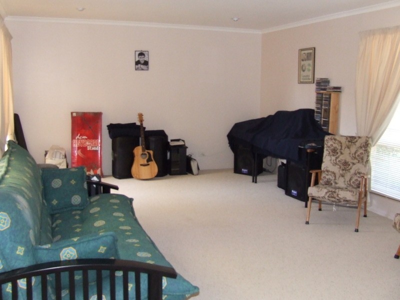 25 Smiths Road, Avoca QLD 4670