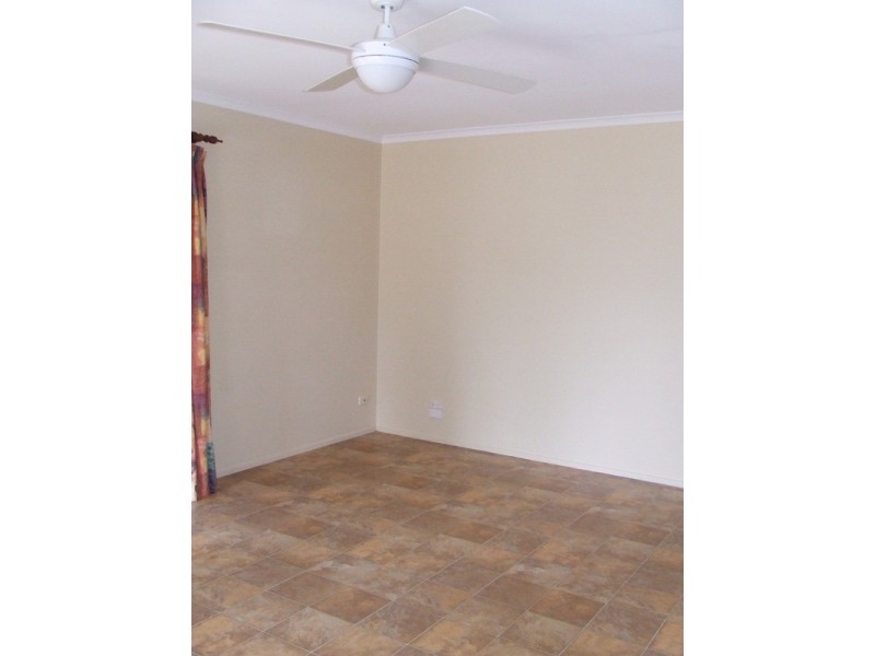 31 Central Avenue, Thabeban QLD 4670