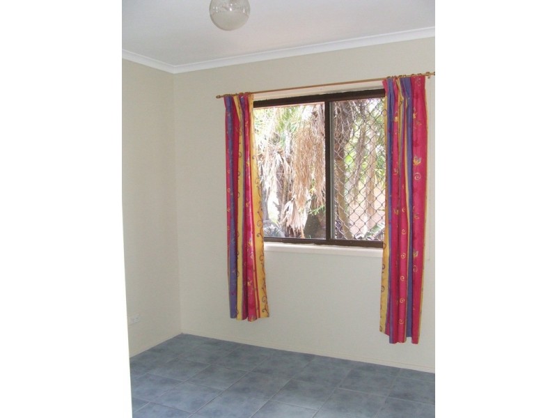 31 Central Avenue, Thabeban QLD 4670